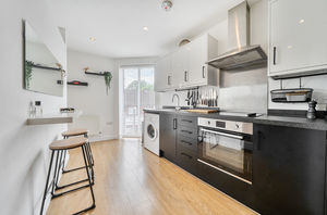 Kitchen breakfast area- click for photo gallery
